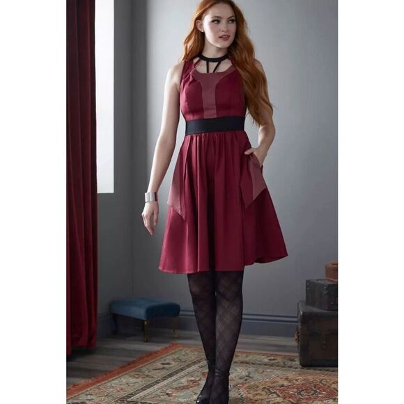 Her Universe Marvel Doctor Strange In The Multiverse Of Madness Scarlet Witch Sw - Picture 8 of 8